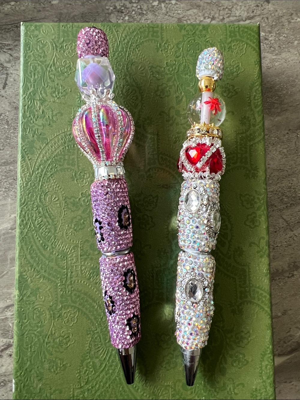 2x pens Sparkle Crystal Jewel Pen - Pink and White red novelty bling